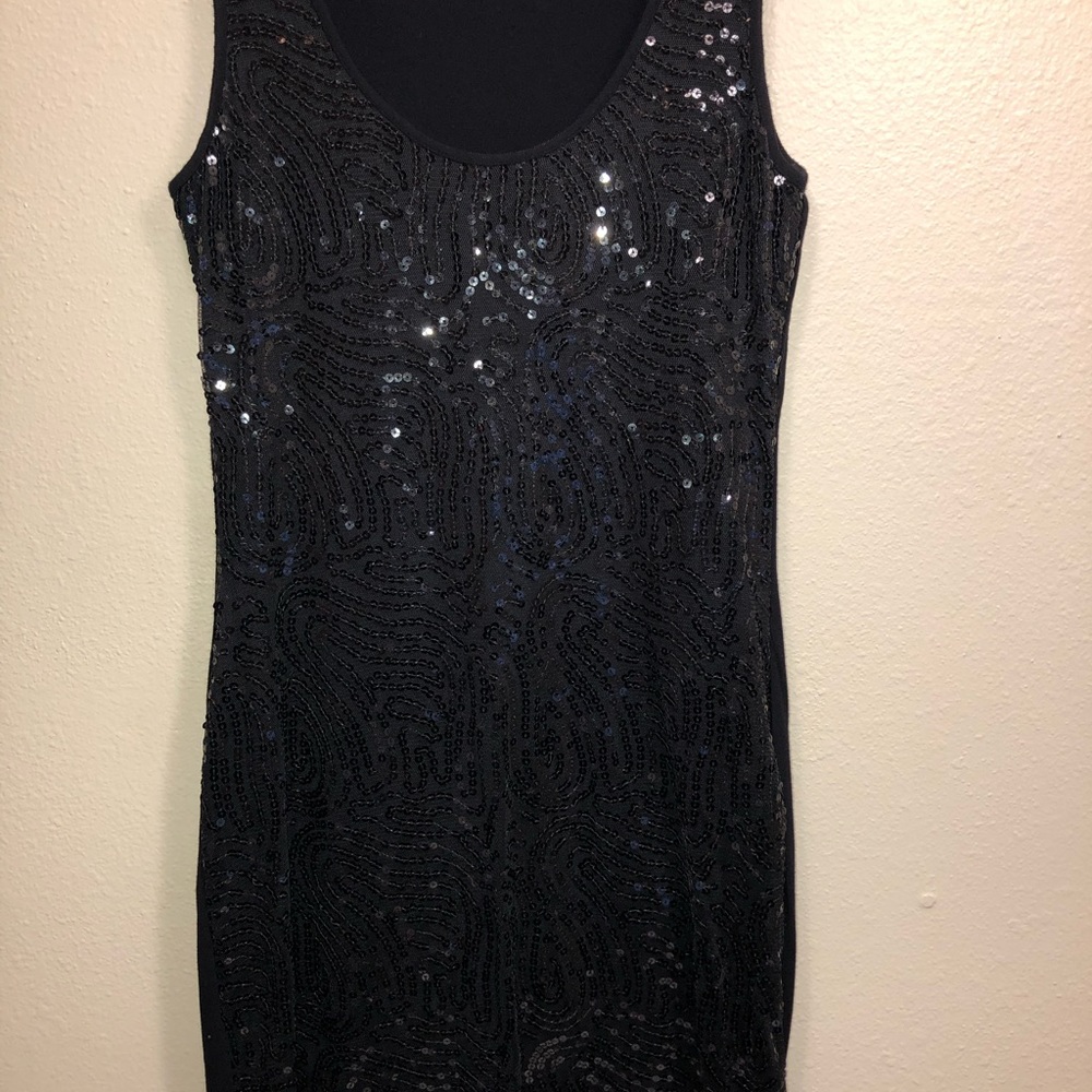 Front Sequined Black Dress ♠️
